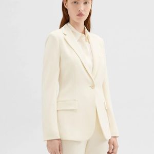 Theory Staple Blazer B in Admiral Crepe Size 4 - NWT